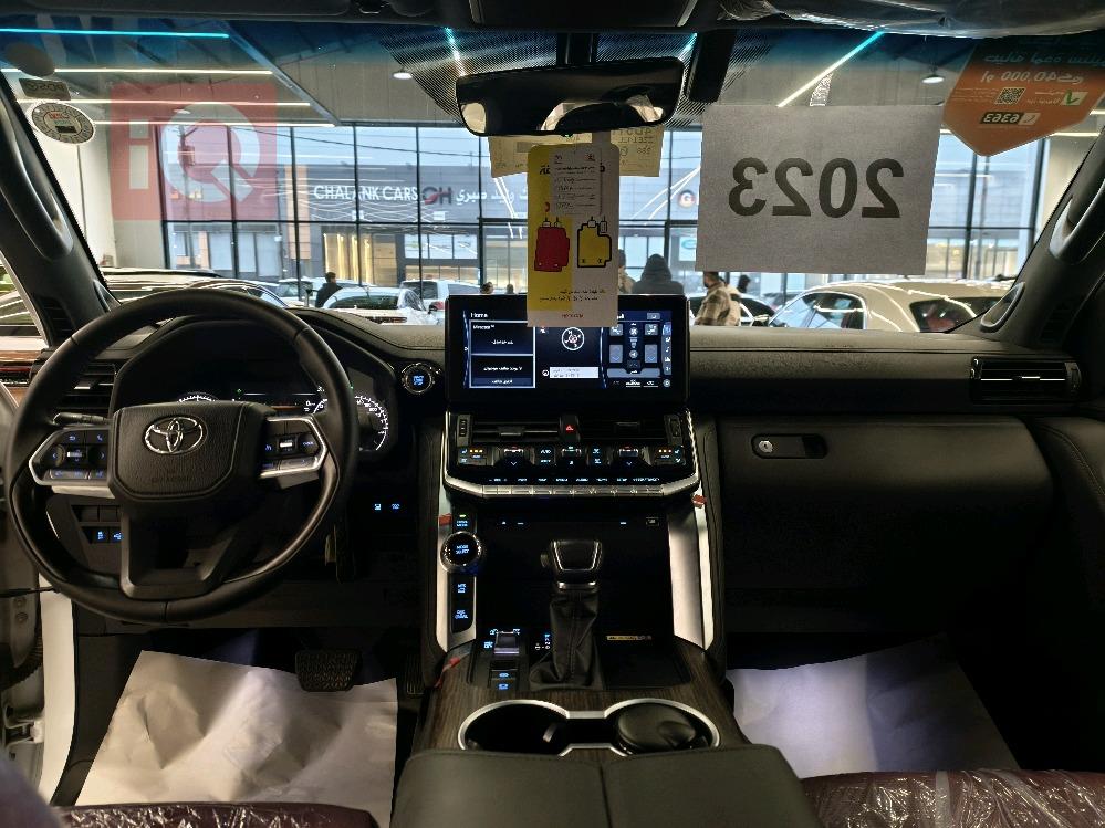 تويوتا لاندكروزر